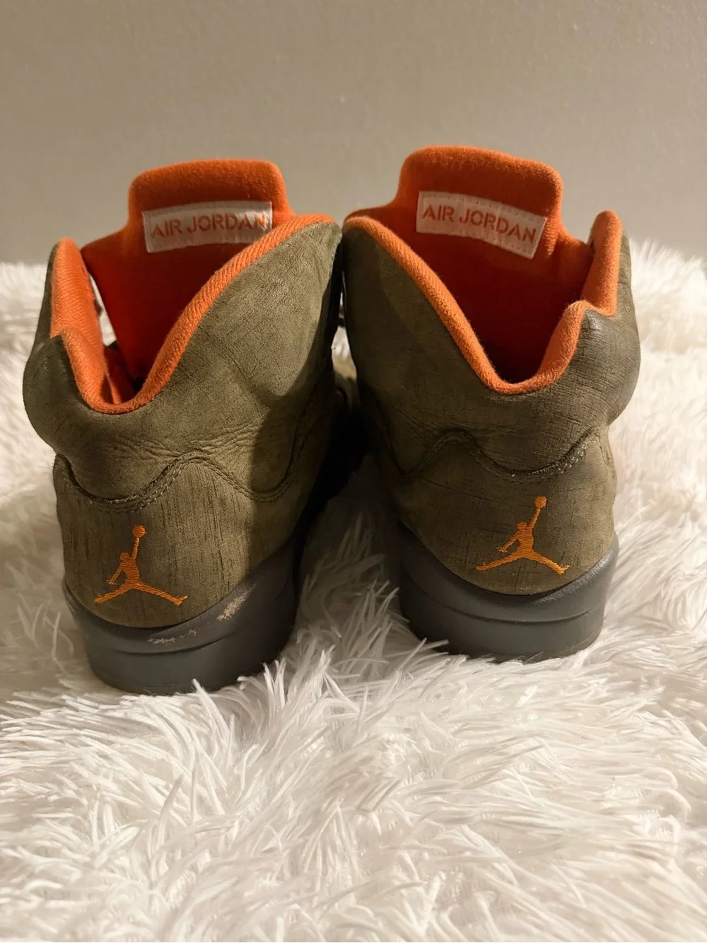 Air Jordan Kids' Olive Green and Orange High-Top Sneakers Men’s Size 8.5